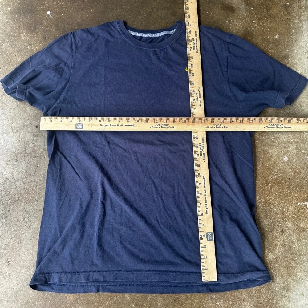 Nike T-Shirt Mens XL Navy Blue Performance  Embroidered Swoosh Logo Regular Fit